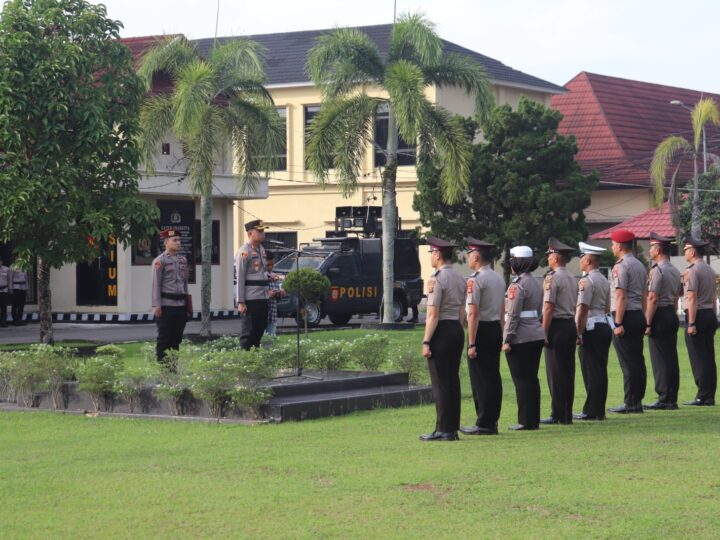 Dipimpin Kapolres Musi Rawas, Kabag Ops, Kasat Binmas, Kasiwas, Dua Kapolsek Beserta 39 Personel Naik Pangkat 